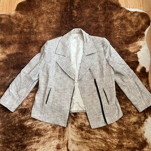 Tahari Textured Gray Blazer with Black Zipper Details